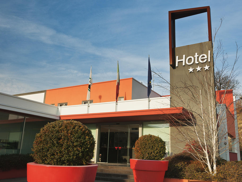 Hotel Cluentum Tolentino Εξωτερικό φωτογραφία