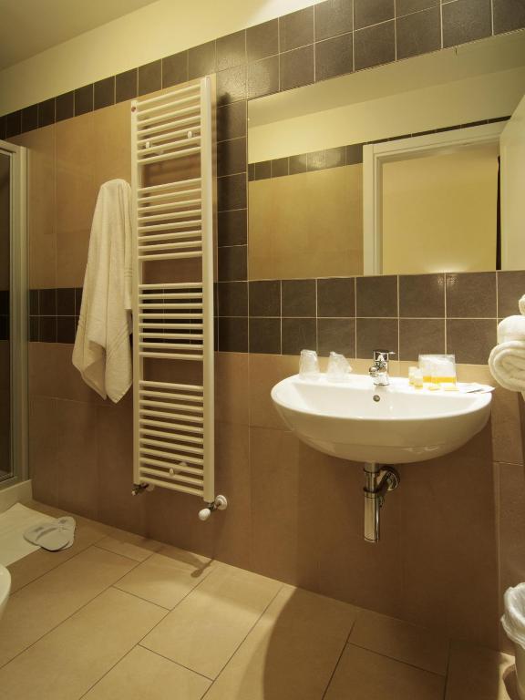 Hotel Cluentum Tolentino Δωμάτιο φωτογραφία